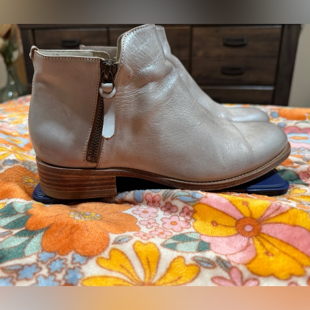 n.d.c. Made by Hand Helene Leather Booties In Light Gray Size 38.5